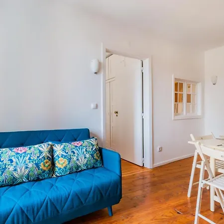 Apartment 2br At Chiado Historical Heart Of Lisbon