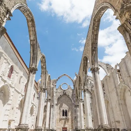 Apartment 2br At Chiado Historical Heart Of Lisbon